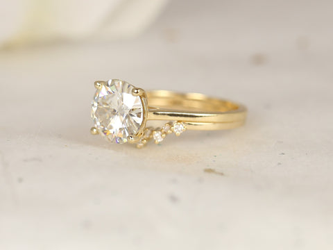 2.70cts Esther 9mm & Remy 14kt Gold Moissanite Diamond Round Solitaire Bridal Set - Rosados Box