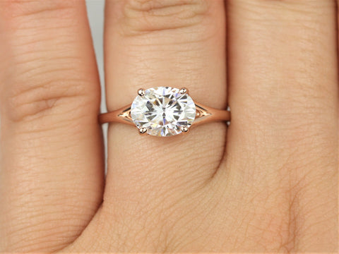 2ct Margo 9x7mm 14kt Rose Gold Moissanite Mermaid Split East West Oval Solitaire Ring - Rosados Box