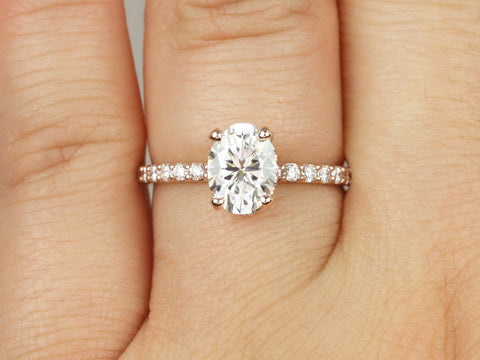 1.50ct Vera 8x6mm 14kt Rose Gold Moissanite Diamond Scarf Oval Halo Solitaire Ring - Rosados Box