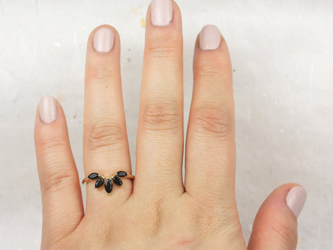 Cardi 14kt Gold Marquise Black Onyx Nesting Ring - Rosados Box