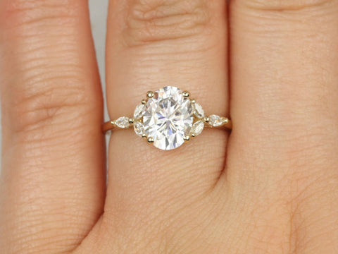 2ct Genesis 9x7mm 14kt Gold Moissanite Diamond Marquise Oval Cluster Ring - Rosados Box