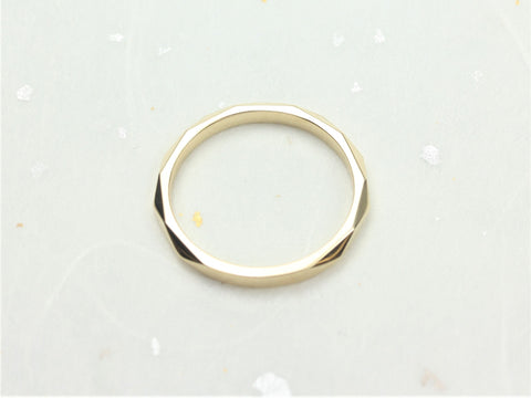 Harley 14kt Solid Checker Board Diamond Cut Dainty Wedding Ring - Rosados Box