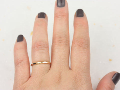 Harley 14kt Solid Checker Board Diamond Cut Dainty Wedding Ring - Rosados Box