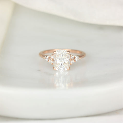 2.30cts Cassie 9x7mm 14kt Gold Moissanite Diamonds Elongated Cushion Cluster Ring - Rosados Box