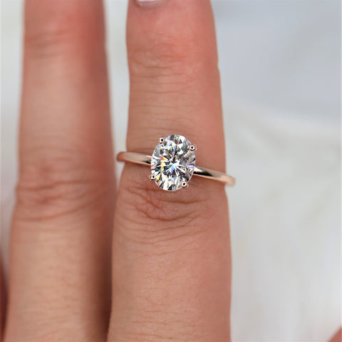 2ct Dakota 9x7mm 14kt Rose Gold Moissanite Oval Solitaire Ring - Rosados Box