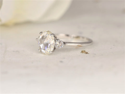 1ct Gloria 9x7mm 14kt Gold Rose Cut Moissanite Three Stone Oval Ring - Rosados Box