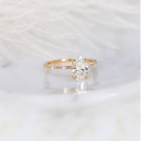 1.43ct Ready to Ship Alix 14kt Gold Diamond Dainty Minimalist Oval Solitaire Ring - Rosados Box