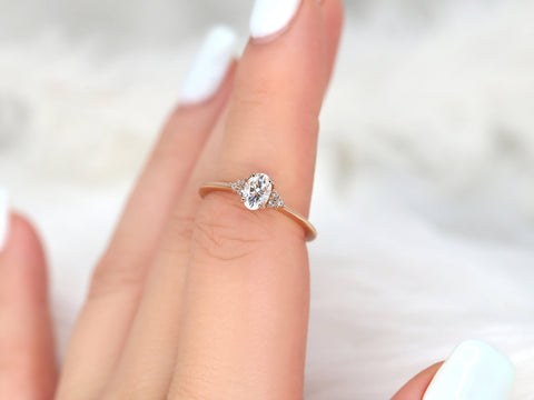 0.50ct Juniper 6x4mm 14kt Gold Moissanite Diamond Oval Cluster Ring - Rosados Box