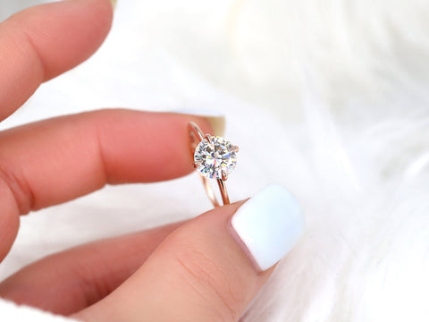 2ct Rowan 8mm 14kt Gold Moissanite Kite Set Round Solitaire Ring - Rosados Box