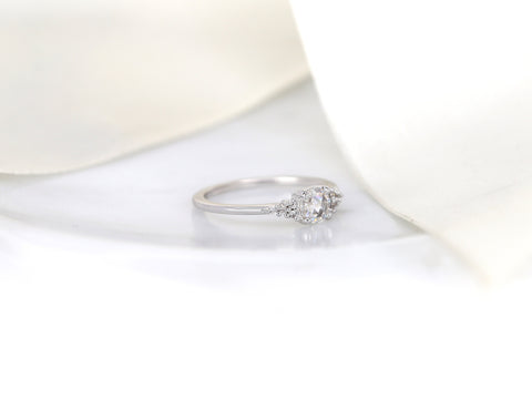 Malia 5mm 14kt Gold Rose Cut Moissanite Diamonds Dainty Cluster Ring - Rosados Box