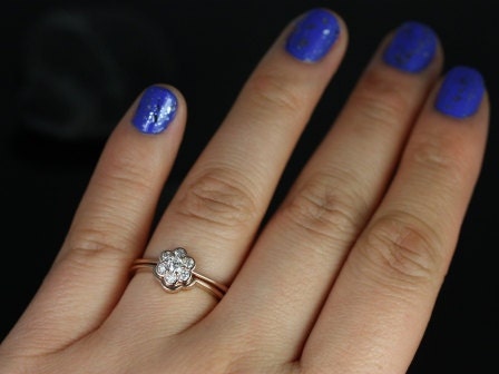 Ready to Ship Daisy 14kt Rose Gold Diamond WITHOUT Milgrain Flower Cluster Bridal Set - Rosados Box