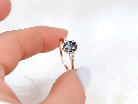 Kinsley 8x6mm 14kt Gold Alexandrite Diamonds Three Stone Oval Ring - Rosados Box