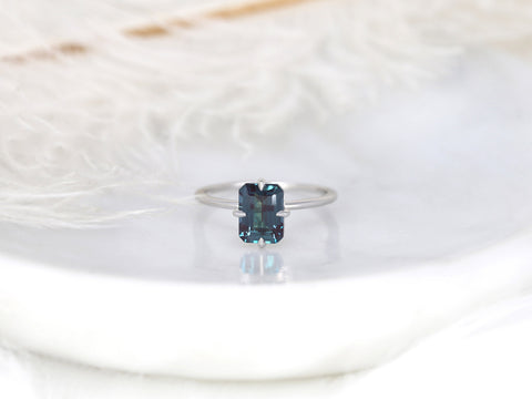 Ruth 8x6mm 14kt Gold Alexandrite Talon Prong Emerald Cut Solitaire Ring - Rosados Box