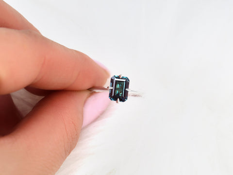 Ruth 8x6mm 14kt Gold Alexandrite Talon Prong Emerald Cut Solitaire Ring - Rosados Box
