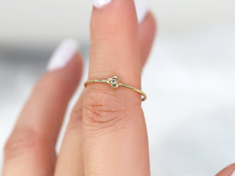 Ultra Petite Triage 14kt Gold Dainty Diamond Stacking Ring - Rosados Box