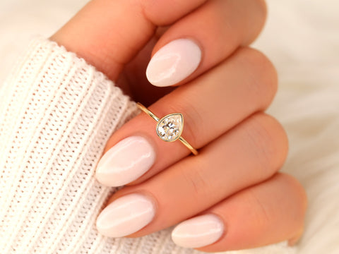 0.75ct Isla 7x5mm 14kt Gold Moissanite Pear Solitaire Ring,Pear Bezel Set Ring,Minimalist Engagement Ring,Pear Cut Ring,Gift For Her