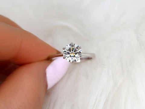 1.50ct Skinny Wendy 7.5mm 14kt Forever One DEF Moissanite Round Solitaire Ring - Rosados Box