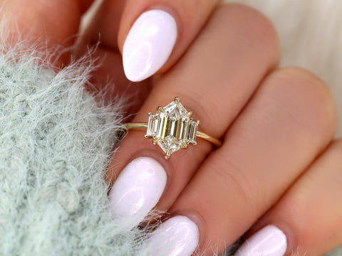 1.63ct Vega 14kt Diamond Unique Three Stone Ring,Hexagon Diamond Ring,Hexagon Cut Ring,Unique Hexagon Ring,Anniversary Ring,Trilogy Ring