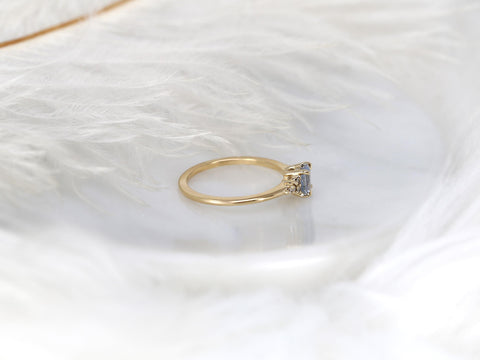 0.63ct Maddy 14kt Cornflower Sapphire Cluster Ring,Unique Sapphire Ring,Gift For Her,Anniversary Ring,September Birthstone,Birthday Gift