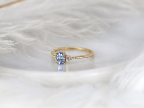0.63ct Maddy 14kt Cornflower Sapphire Cluster Ring,Unique Sapphire Ring,Gift For Her,Anniversary Ring,September Birthstone,Birthday Gift