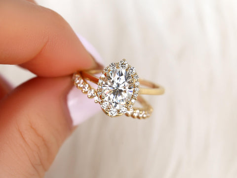 2ct Electra 9x7mm 14kt Moissanite Diamond Unique Halo Bridal Set,Shield Halo Ring Set,Oval Engagement Ring,Oval Wedding Ring Set