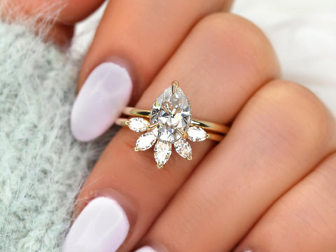 2ct Winnie 10x7mm & Cardi 14kt Moissanite Pear Hidden Halo Bridal Set,Pear Wedding Ring Set,Pear Engagement Ring,Hidden Halo Ring Set