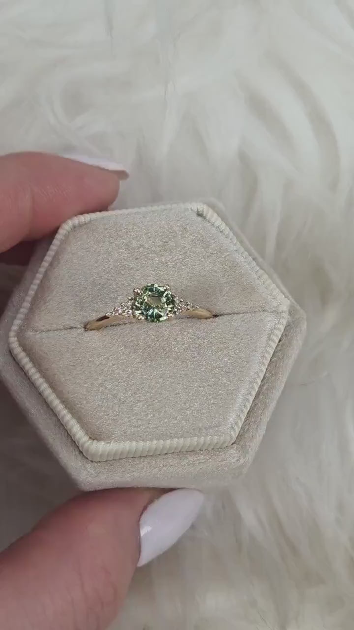 0.95ct Malia 14kt Gold Peacock Teal Sapphire Diamond Round Cluster Ring,Sapphire Engagement Ring, Unique Sapphire Ring,Anniversary Ring