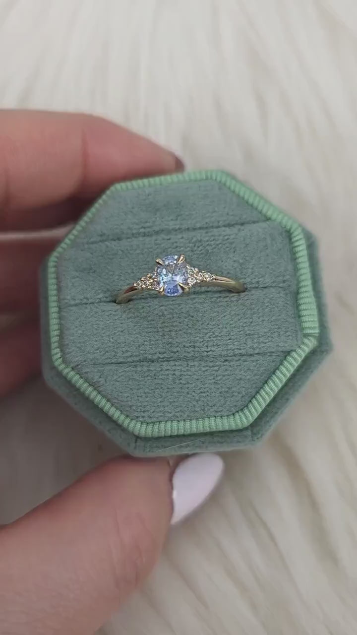 0.63ct Maddy 14kt Cornflower Sapphire Cluster Ring,Unique Sapphire Ring,Gift For Her,Anniversary Ring,September Birthstone,Birthday Gift