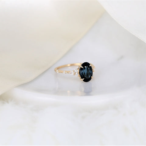 2.97ct Aspen 14kt Gold Ocean Teal Sapphire Diamond Minimalist Oval Cluster Ring