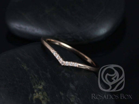 Momo 14kt Rose Gold Dainty Chevron Pave Diamond V Ring Stacking Ring  (S.L.A.Y. Collection),Rosados Box