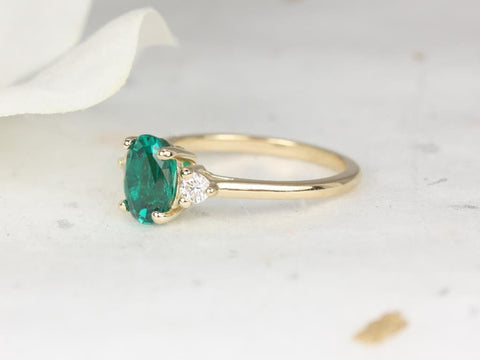 Gloria 8x6mm 14kt Gold Green Emerald Diamond 3 Stone Oval Engagement Ring