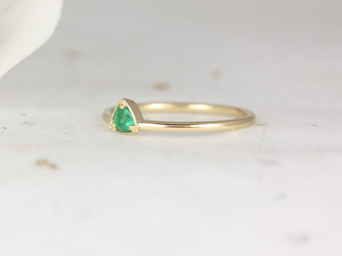 Ultra Petite Zelda 14kt Gold Emerald Dainty Stacking Ring,Pinky Ring,Gift For Her,May Birthstone,Trillion Ring,Emerald Ring,Dainty Ring