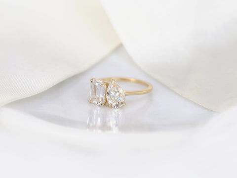 3.25cts Gemini 8x6mm + 9x6mm 14kt Gold Moissanite Toi Et Moi Two Stone Ring