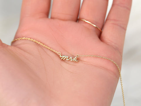 Mrs 14kt Solid Gold Dainty Minimalist Necklace
