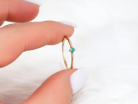 Uno 14kt Gold Green Emerald Ring