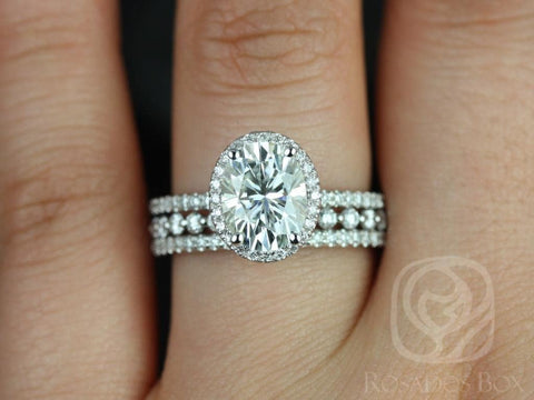 2ct Federella 9x7mm & Petite Naomi 14kt Gold Moissanite Diamond Dainty Oval Halo TRIO Bridal Set - Rosados Box